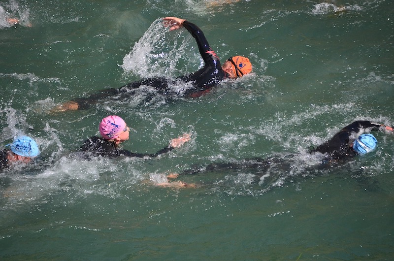 concurso de natación triatlón